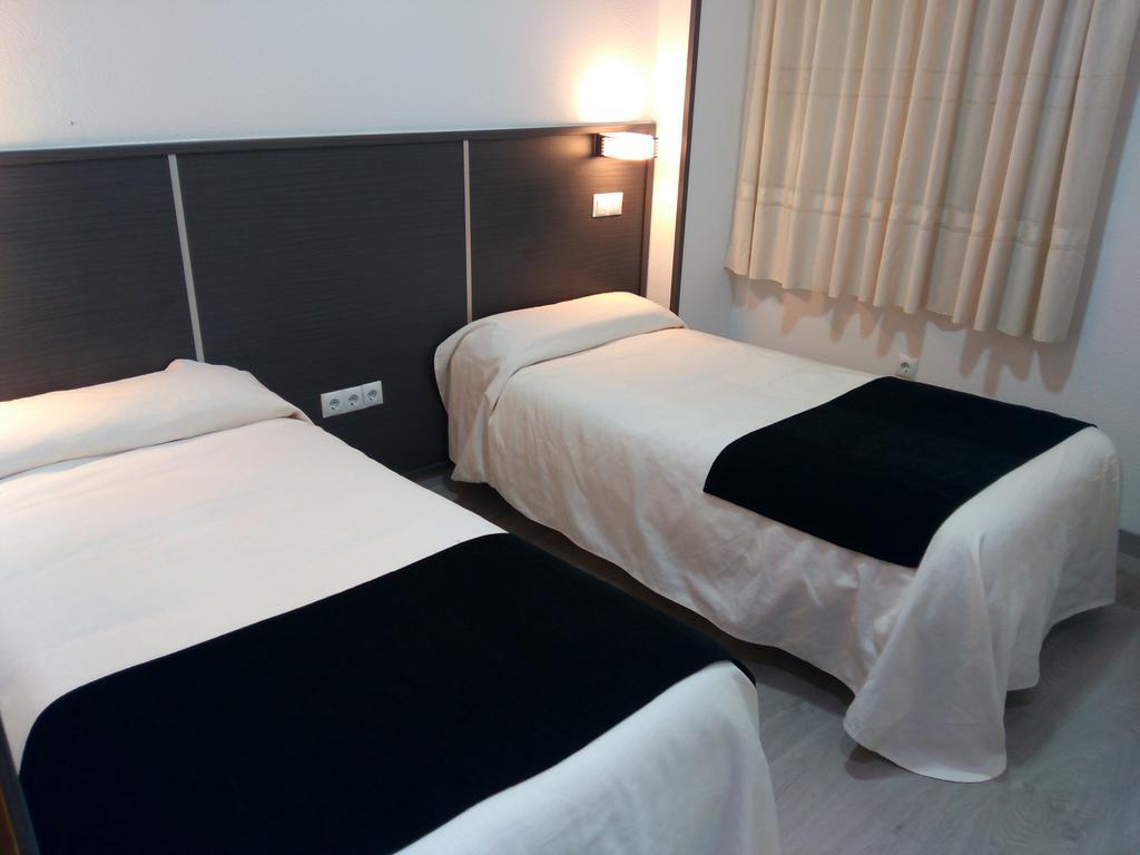 Hostal Dona Isabel 마자다혼다 외부 사진