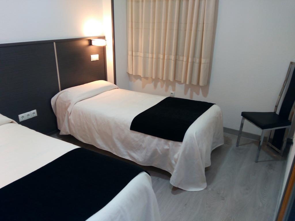 Hostal Dona Isabel 마자다혼다 외부 사진